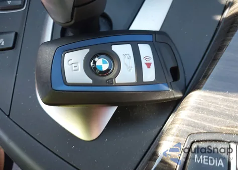 2021 BMW 230I xDrive z USA, uszkodzony, nr VIN WBA2K1C04M7J32659